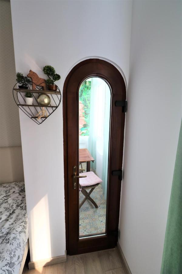 Lovely City Center Apartment - Free Minibar Βουκουρέστι Εξωτερικό φωτογραφία