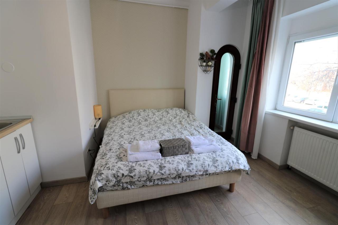 Lovely City Center Apartment - Free Minibar Βουκουρέστι Εξωτερικό φωτογραφία